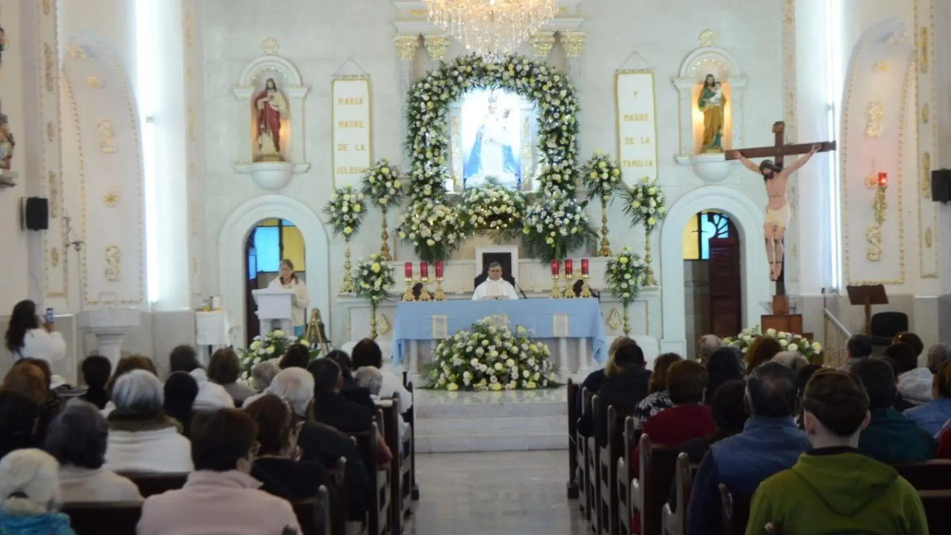 Servicios religiosos en La Candelaria